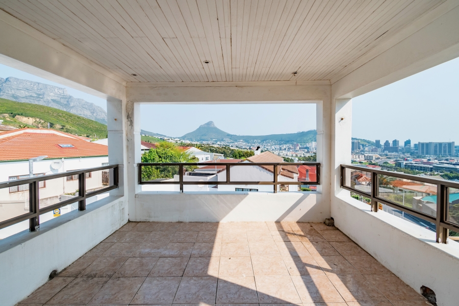 25 Bedroom Property for Sale in Walmer Estate Western Cape